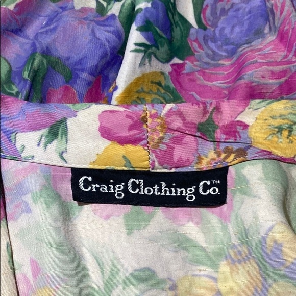 VNTG Craig Clothing Co. LightweighPink and Purple Floral Blazer with Relaxed Fit - Picture 2 of 5